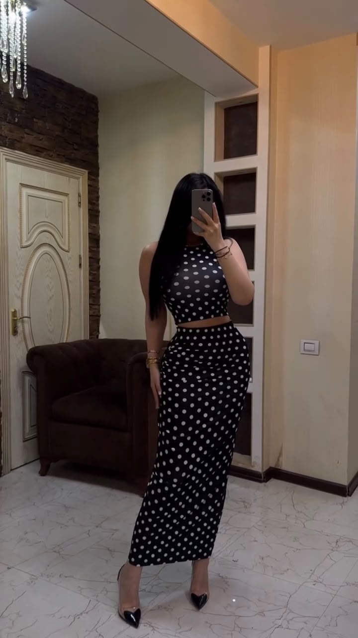 Ensemble Pois Chic – Élégance Intemporelle