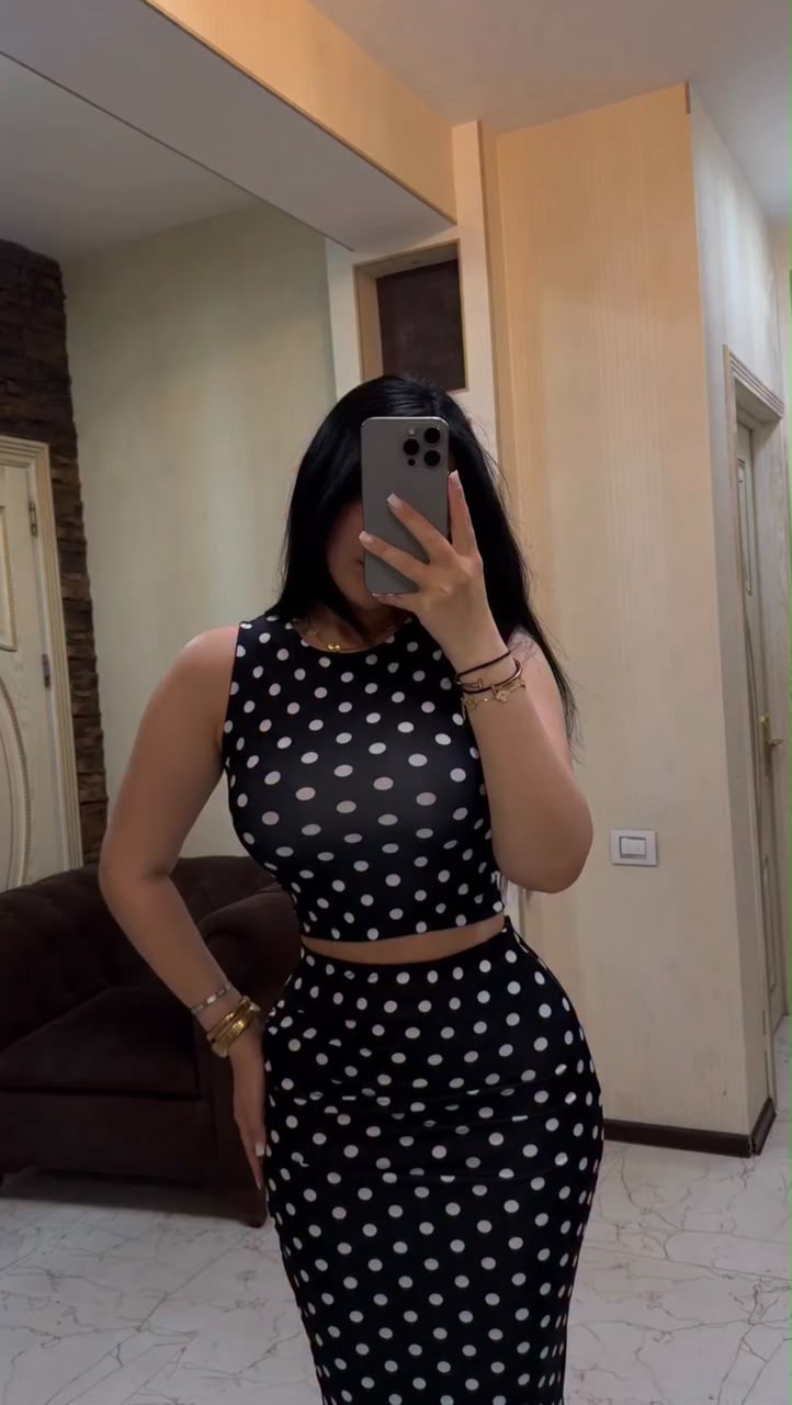Ensemble Pois Chic – Élégance Intemporelle